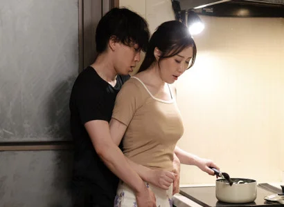 Người phụ nữ trong nhà chiều lòng con chồng