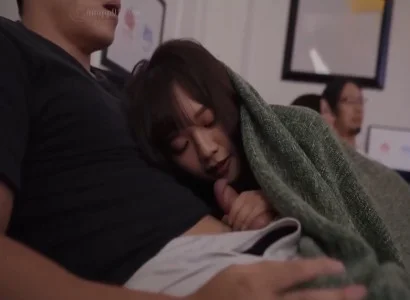 Vụng trộm với cô em họ khiến tôi quên hết mọi thứ